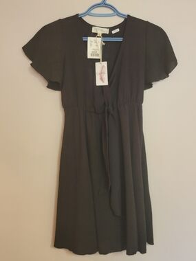 Jessica Simpson Black V-Neck Tie-Waist Midi Dress